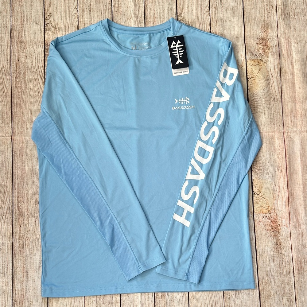 NWT BASSDASH Men’s long sleeve shirt